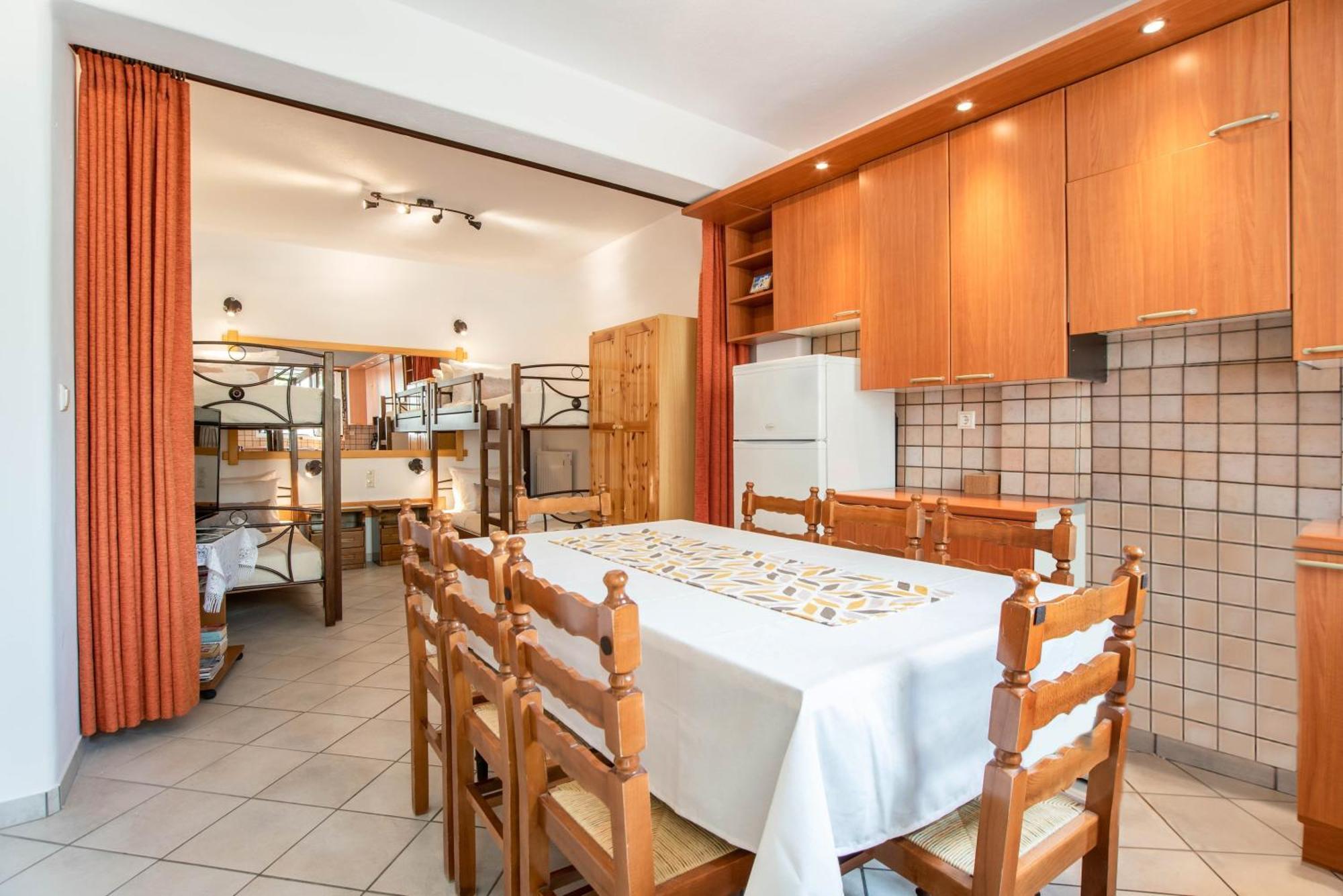 Kontaratos Studios & Apartments Парікія Екстер'єр фото