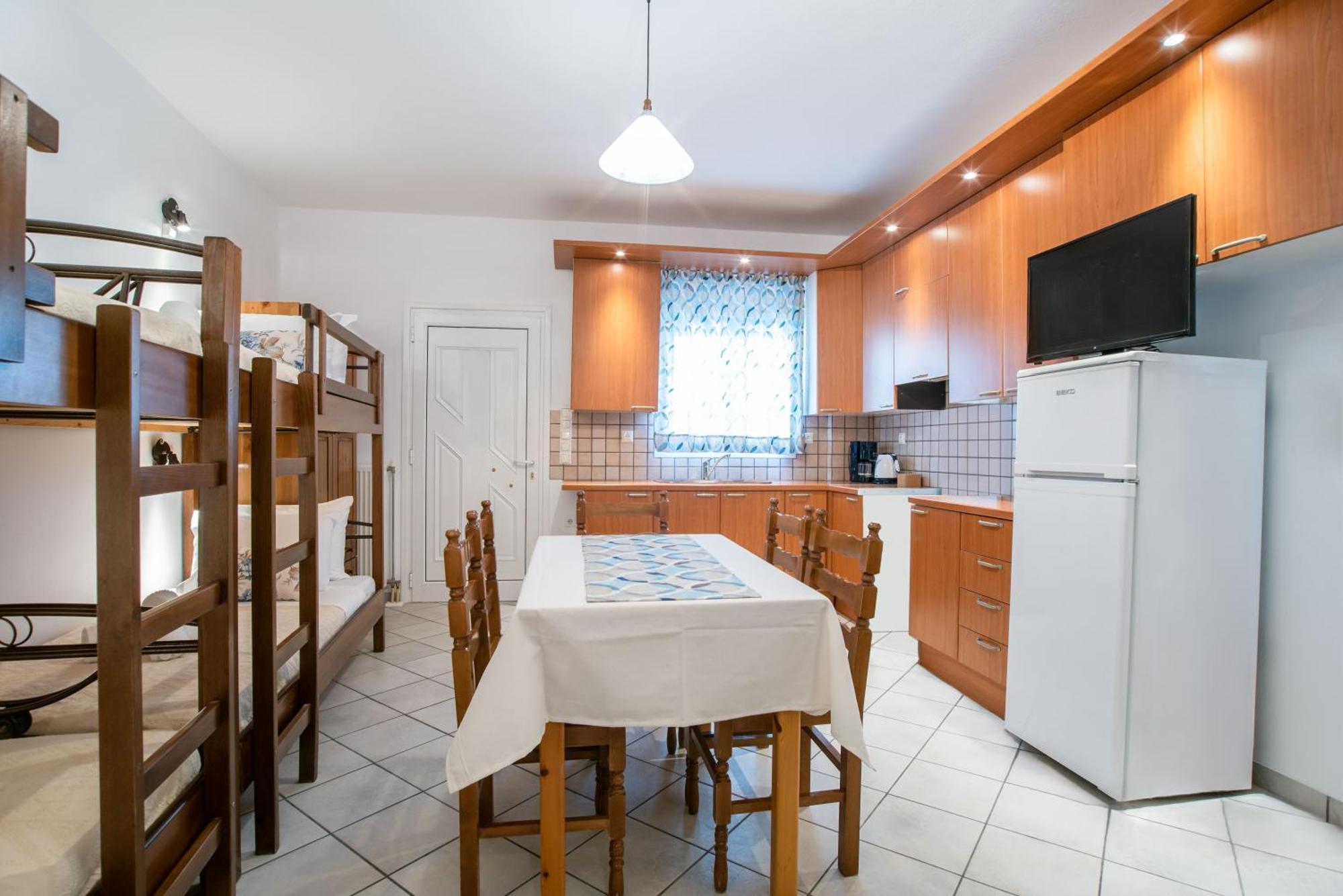 Kontaratos Studios & Apartments Парікія Екстер'єр фото